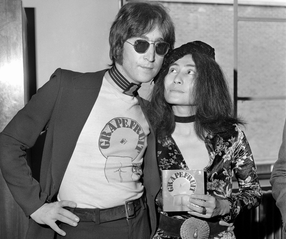 Pomelo Yoko Ono en México