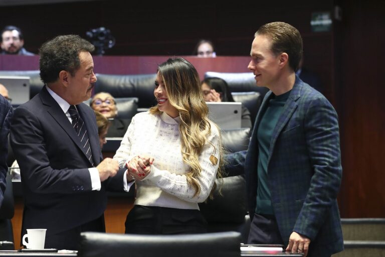 Senador Velasco Manuel