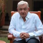AMLO reaparece y promueve colecta para Cuba con asociación recién registrada