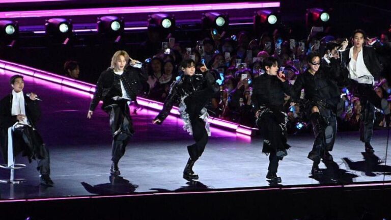 BTS arrasa en Netflix y Spotify con regreso global