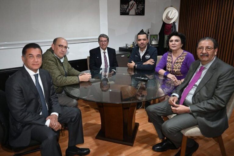 Monreal no podrá contra esta jauría política