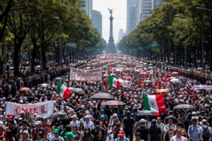 Caos en CDMX esta tarde: tráfico, marchas y Metro saturado