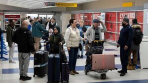 México evacúa a más de mil connacionales del Medio Oriente