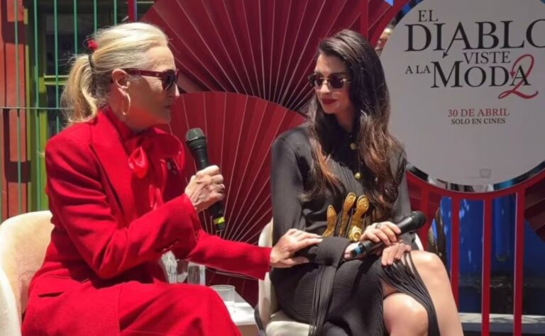 ¡Paren todo! Meryl Streep y Anne Hathaway están en la CDMX y así convivieron con sus fans en la casa azul de coyoacan