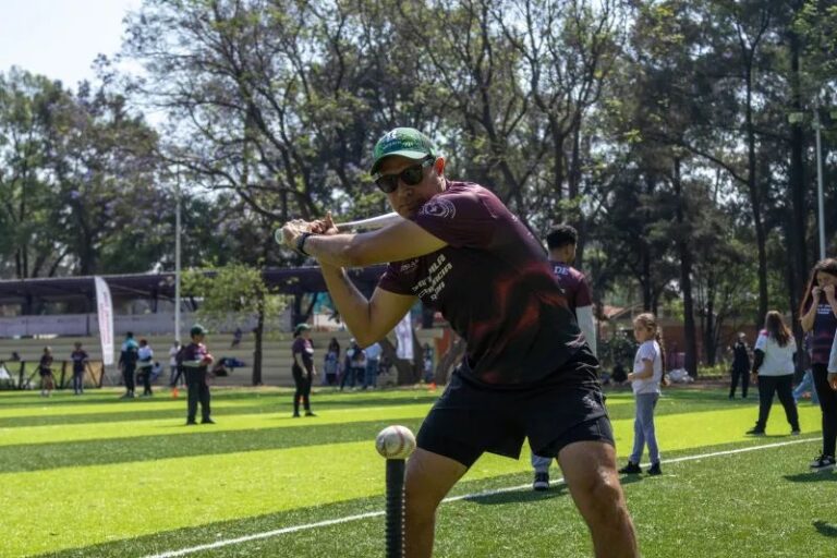 Clase masiva Diamantes de Paz reúne a 50 mil beisbolistas en todo México