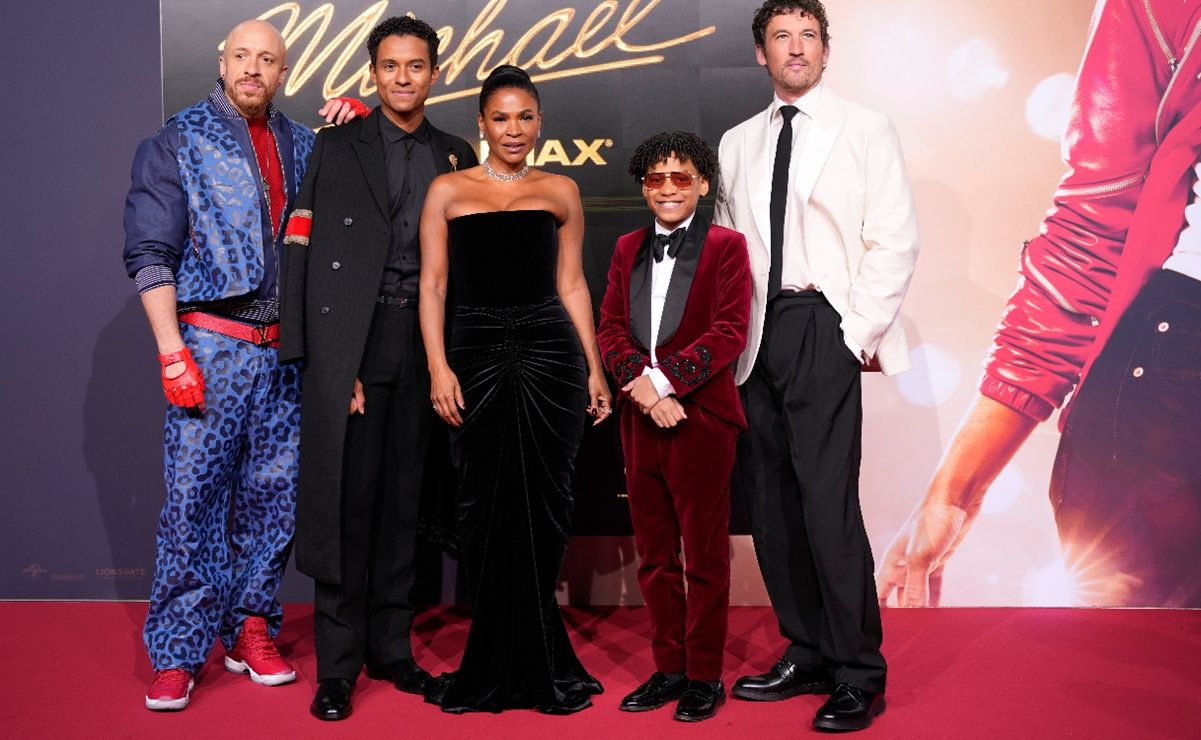 La familia Jackson apoya a Jaafar en el estreno de “Michael”; destaca ausencia de Paris, hija del fallecido cantante