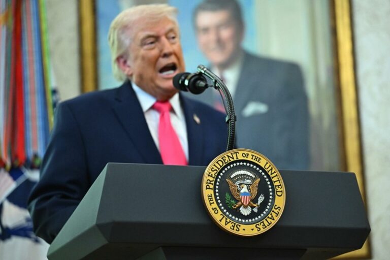 Trump aumenta la presión al amenazar con retirarse de la OTAN por no involucrarse en Ormuz