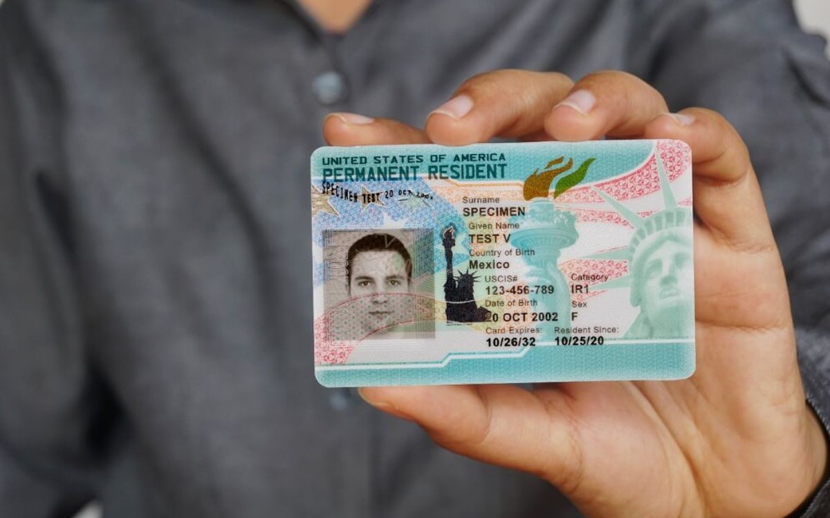 eliminar-green-card-por-expresar-opiniones