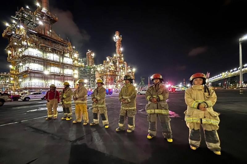 incendio-refineria-olmeca-dos-bocas-9abr26-1536x1024