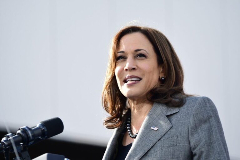 Kamala Harris aún no ha elegido a su candidato a vicepresidente, dice su campaña