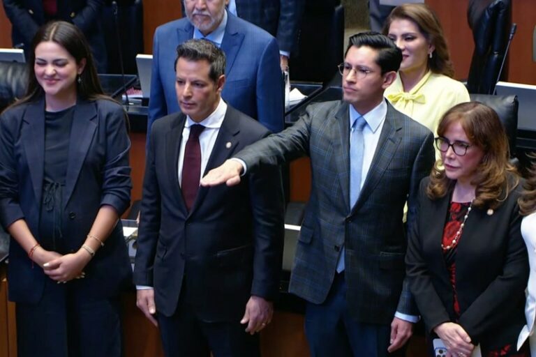 roberto-velasco-protesta-sre-1536x1024