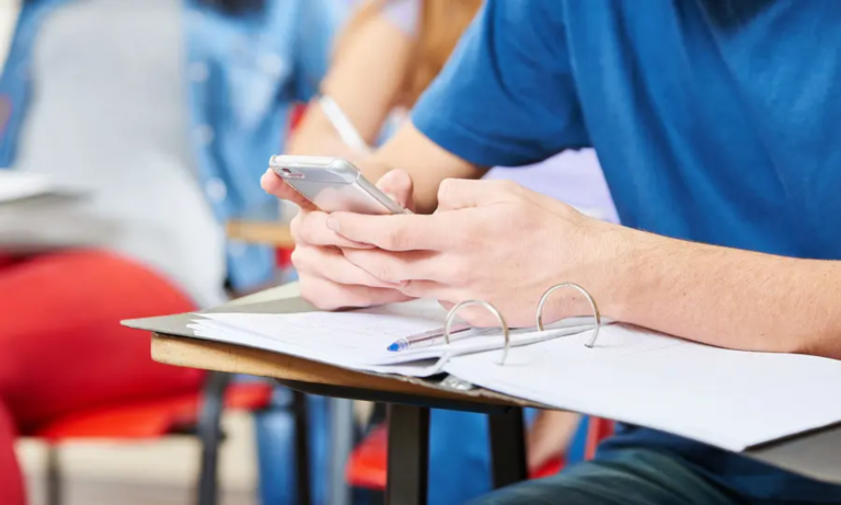 Celulares-en-escuelas