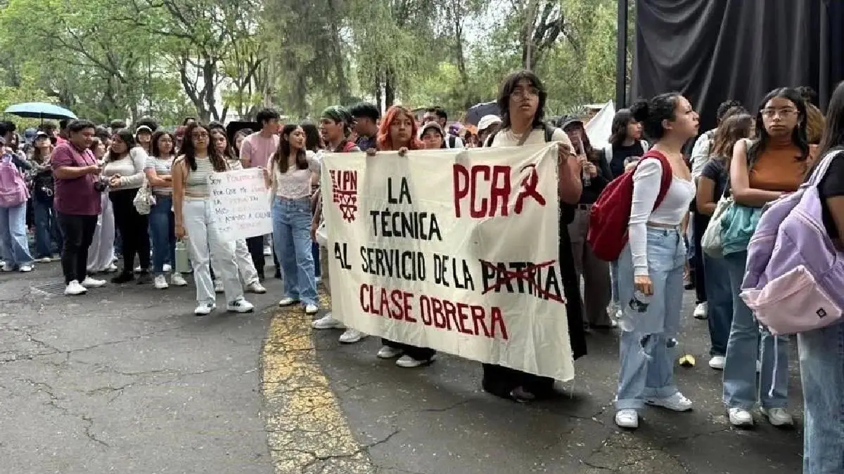 protesta-Instituto-Politecnico-Nacional