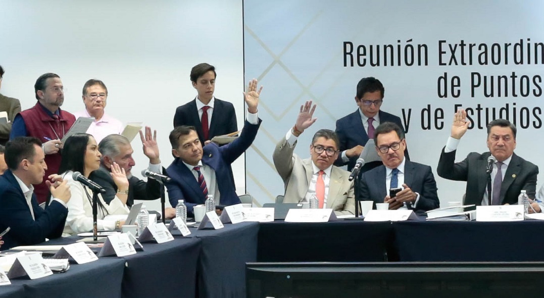 senadores Com Uni Puntos y Estudios-2