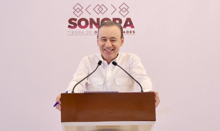 Durazo conferencia2