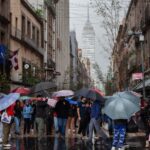 1774085846057-lluvia-en-el-centro-de-cdmx-foto-cuartoscuro-archivo-1080x1080