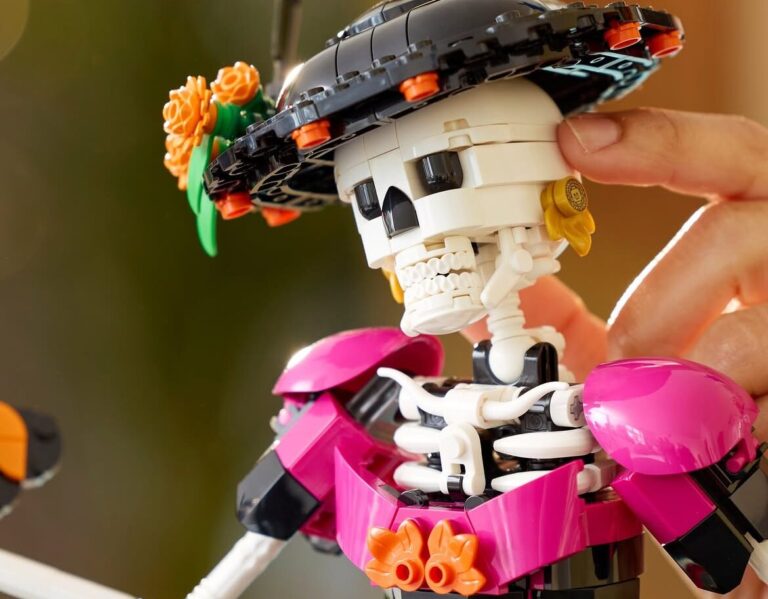 LEGO celebra el Día de Muertos con un impresionante set de La Catrina; así luce