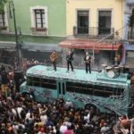 U2-estrena-Street-of-Dreams-con-escenas-grabadas-en-Mexico