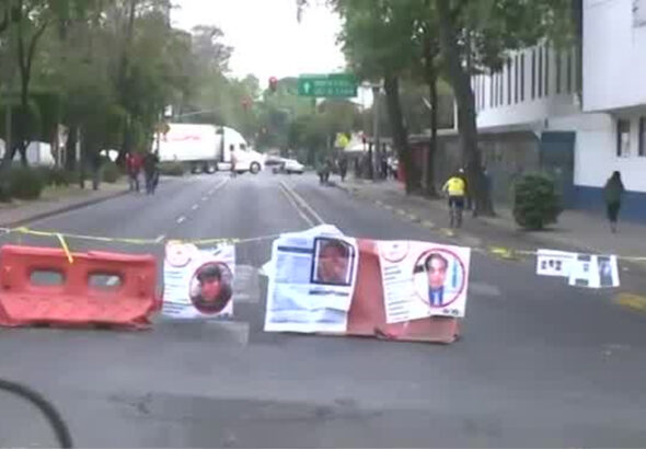 familiares-personas-desaparecidas-realizan-bloqueo