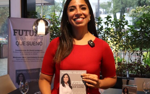 Marybel Villegas presenta su libro Futuro, el Quintana Roo que sueño
